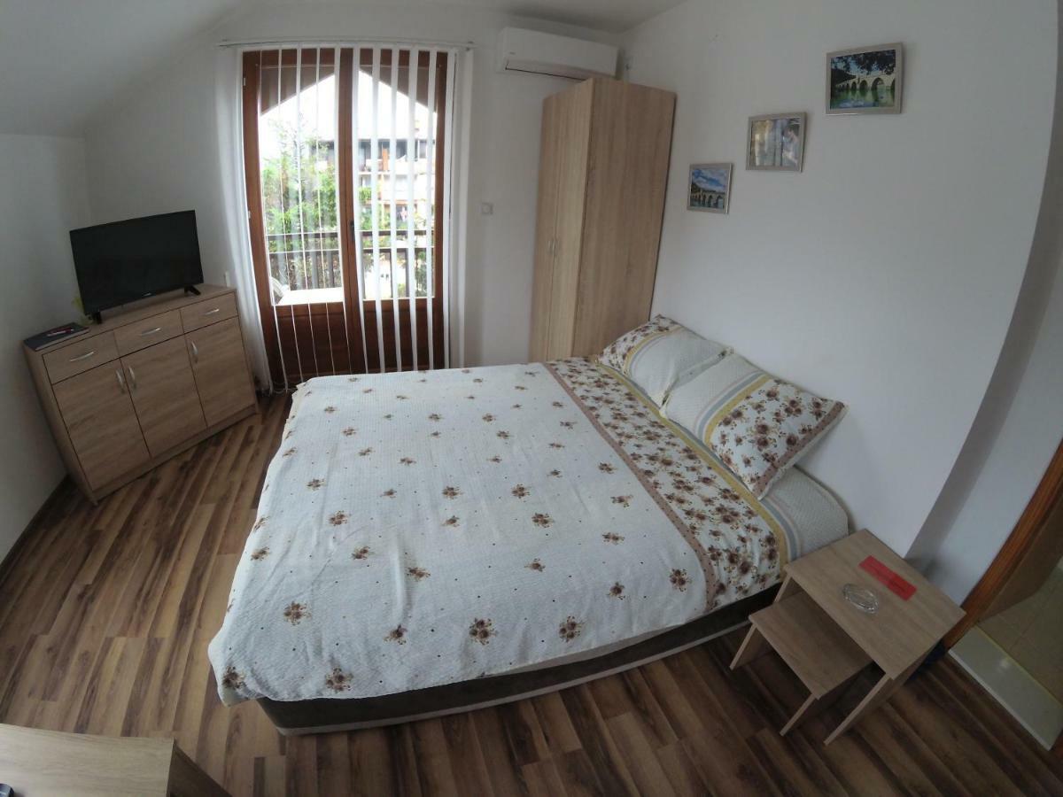 Apartment And Rooms Konak Višegrad 외부 사진