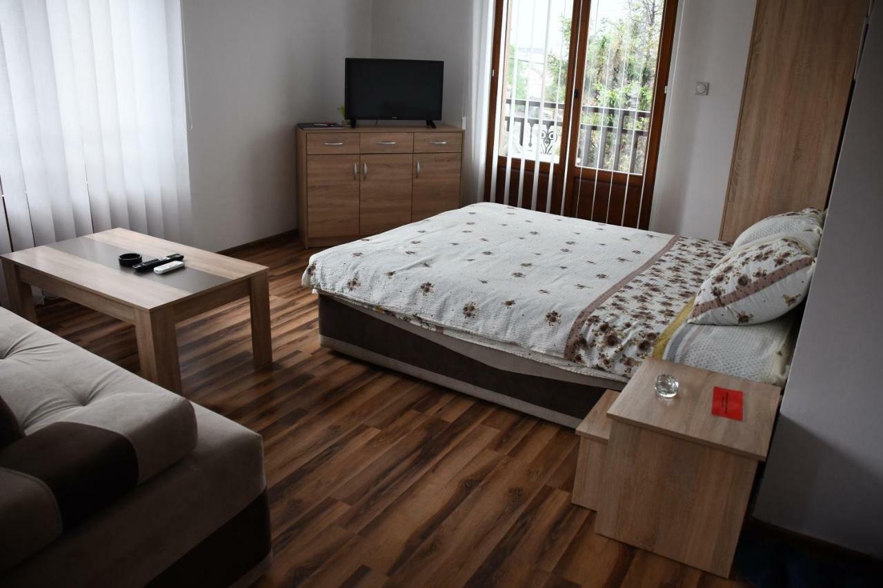 Apartment And Rooms Konak Višegrad 외부 사진